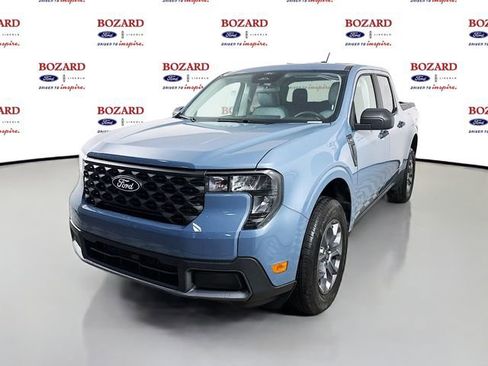 New 2026 Ford Maverick XLT image 3