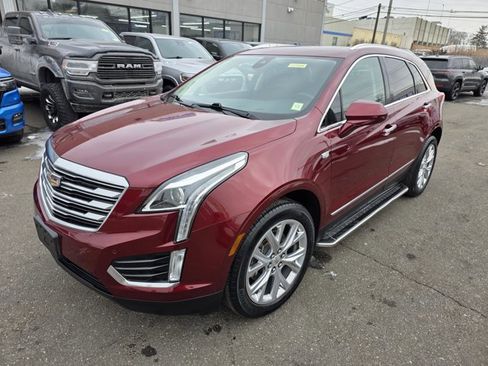 Used 2017 Cadillac XT5 Luxury w/ Driver Awareness Package image 2