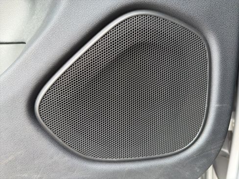 Used 2023 Volvo XC60 B5 Plus w/ Protection Package Premier image 62