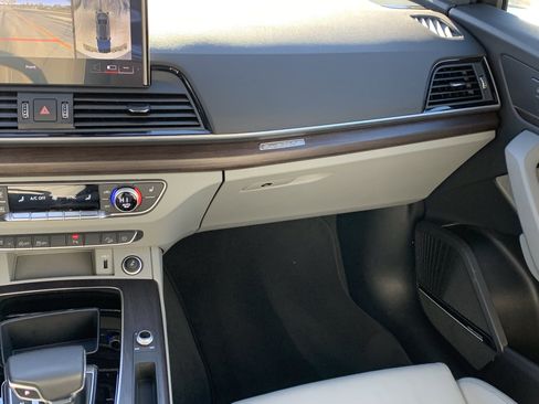 Certified 2024 Audi Q5 2.0T Premium Plus w/ Premium Plus Package image 19