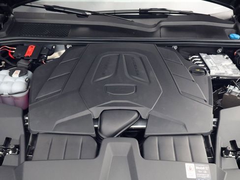 New 2026 Porsche Cayenne image 26