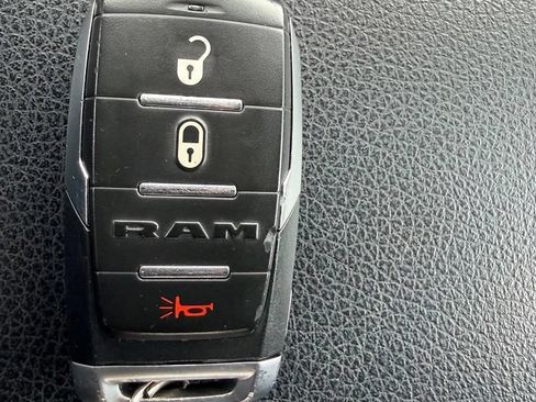 Used 2019 RAM 1500 Big Horn RWD image 26