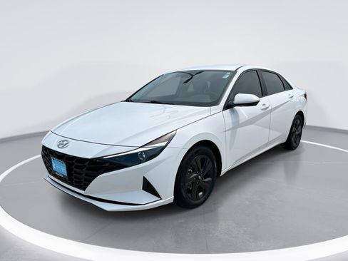 Used 2021 Hyundai Elantra Blue FWD image 1