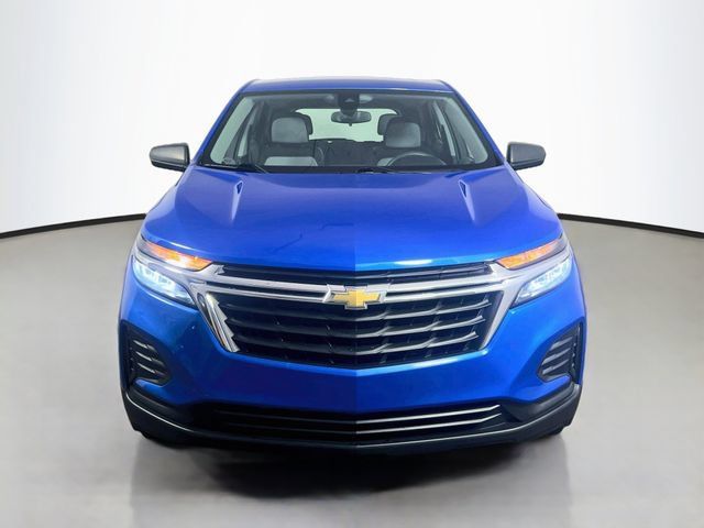 Used 2024 Chevrolet Equinox LS w/ Driver Confidence II Package FWD image 2