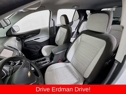 Used 2024 Chevrolet Equinox LS w/ LS Convenience Package FWD image 5