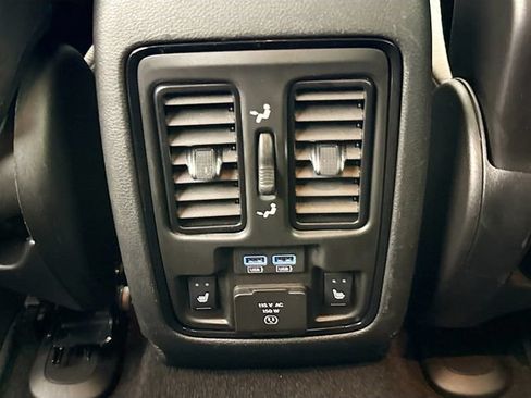 Used 2022 Dodge Durango GT AWD/4WD image 33
