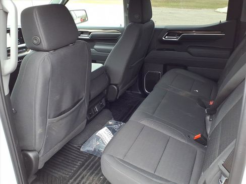 Certified 2025 Chevrolet Silverado 1500 LT image 3