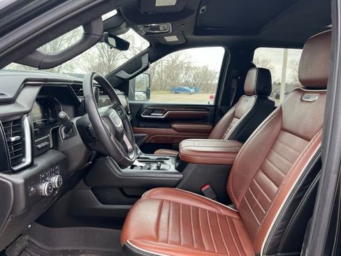 Used 2025 GMC Sierra 2500 Denali Ultimate AWD/4WD image 15