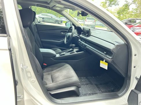 Used 2024 Honda Accord EX image 14