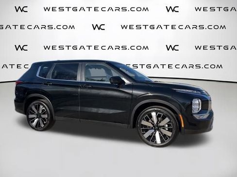 New 2026 Mitsubishi Outlander SE image 5