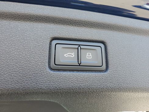 Used 2023 Audi A5 2.0T Premium w/ Convenience Package image 10