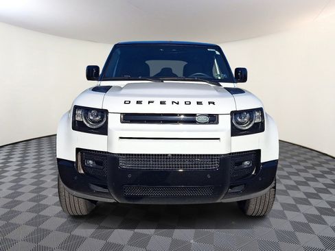 Used 2023 Land Rover Defender 110 X-Dynamic SE image 6