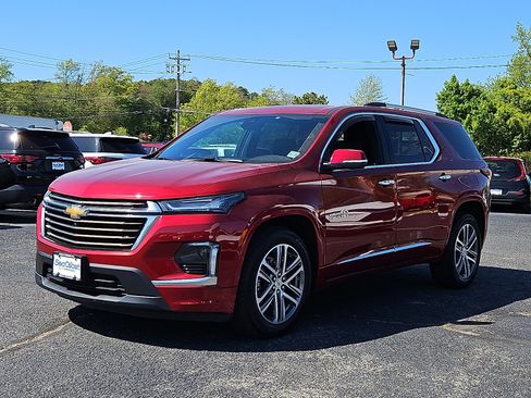 Certified 2023 Chevrolet Traverse High Country AWD/4WD image 3