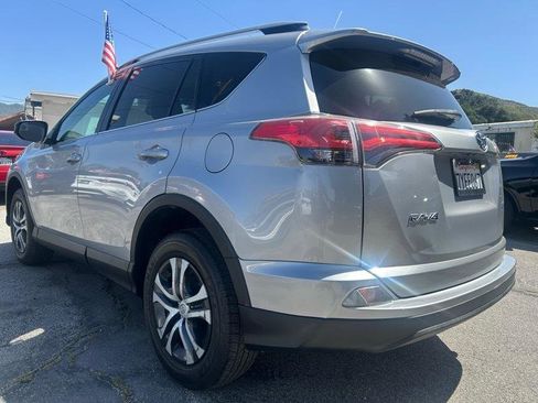 Used 2017 Toyota RAV4 LE w/ Carpet Mat Package image 5