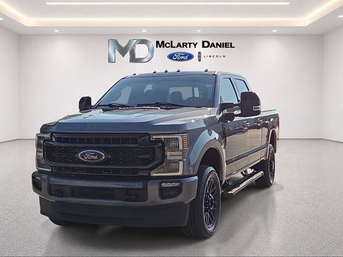 Certified 2022 Ford F250 Lariat w/ Lariat Ultimate Package AWD/4WD image 2