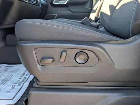 Used 2024 Chevrolet Silverado 1500 LT AWD/4WD image 8