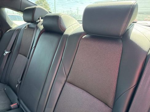 Used 2018 Honda Accord Sport image 15