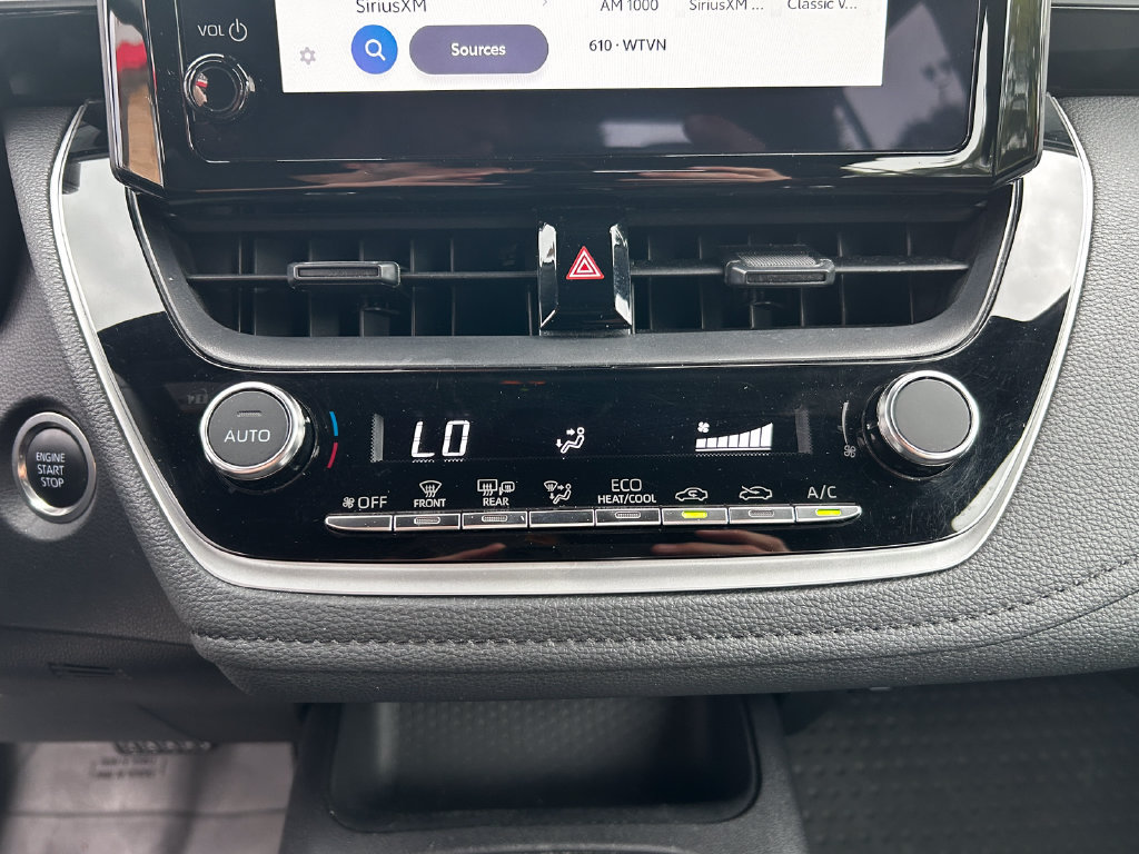Used 2025 Toyota Corolla SE FWD image 20