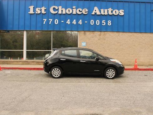 Used 2015 Nissan Leaf S FWD image 8