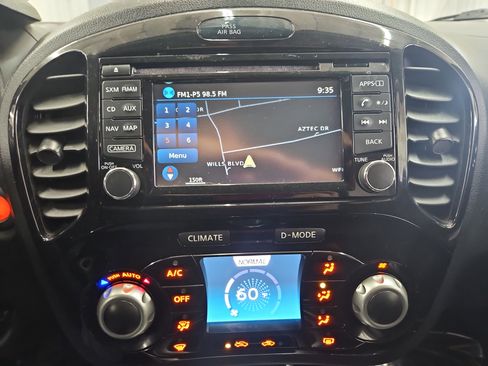 Used 2016 Nissan Juke SV w/ Technology Package AWD/4WD image 21