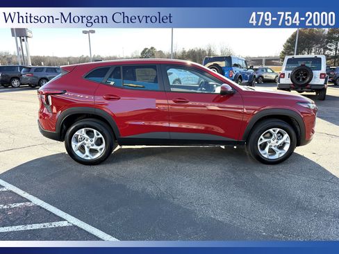 New 2026 Chevrolet Trax LS w/ LS Convenience Package image 4