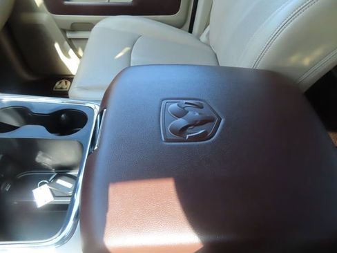 Used 2018 RAM 2500 Laramie image 41