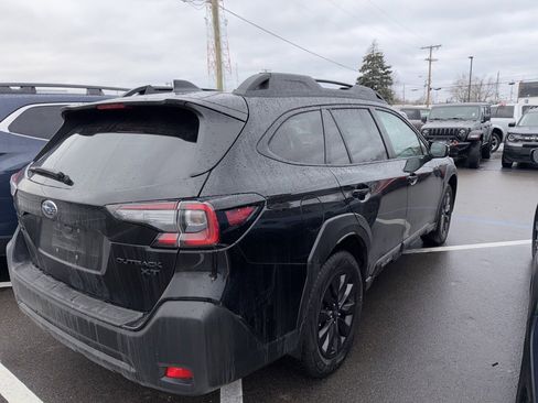 Used 2025 Subaru Outback Onyx Edition XT image 2