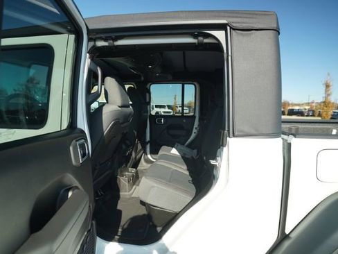 New 2026 Jeep Gladiator Rubicon image 13