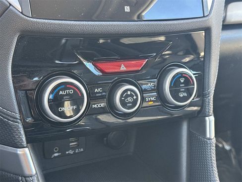 Used 2022 Subaru Forester Limited image 7