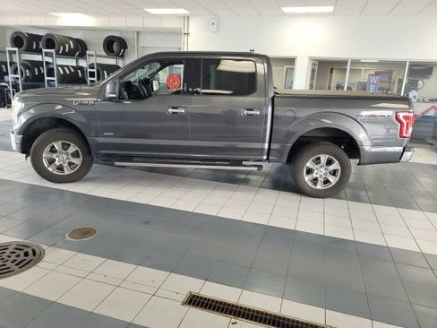 Used 2016 Ford F150 XLT w/ Equipment Group 302A Luxury AWD/4WD image 4