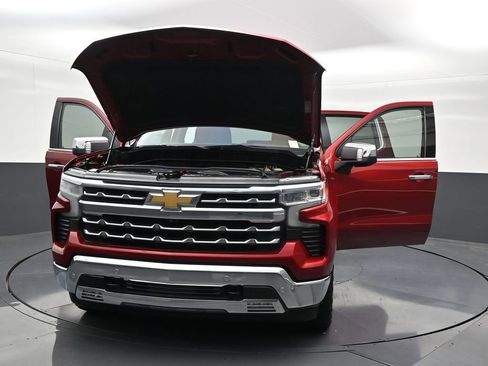 Used 2022 Chevrolet Silverado 1500 LTZ image 35