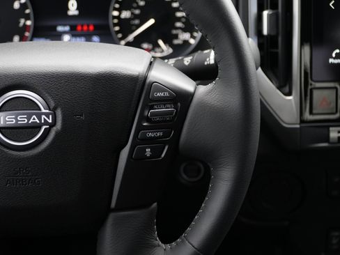 Used 2025 Nissan Frontier SV w/ SV Convenience Package image 22