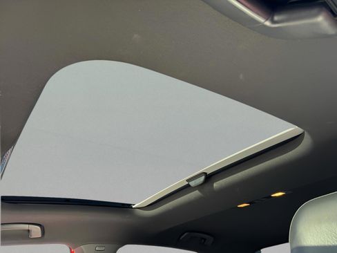 Used 2019 Volkswagen Jetta R-Line image 14