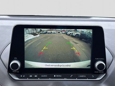 Certified 2023 Nissan Sentra SR image 23