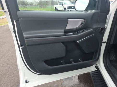 Used 2025 Ford Expedition Max Active image 27