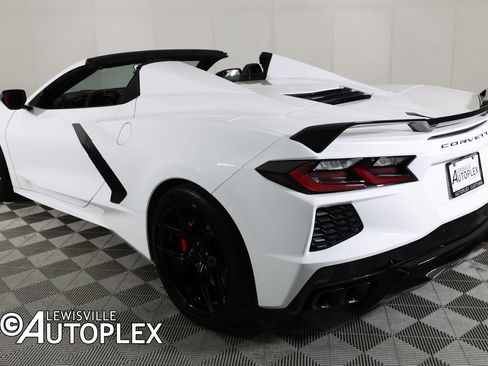 Used 2023 Chevrolet Corvette Stingray w/ Z51 Performance Package image 7