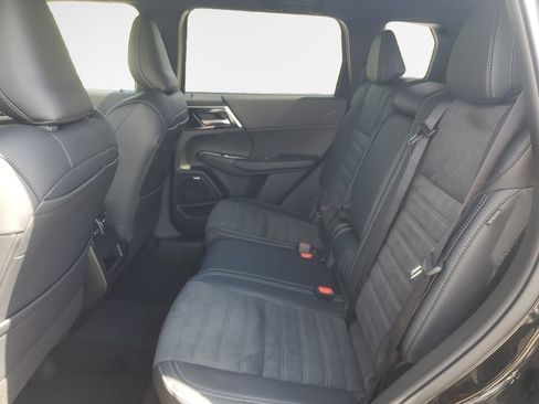 New 2026 Mitsubishi Outlander LE AWD/4WD image 24