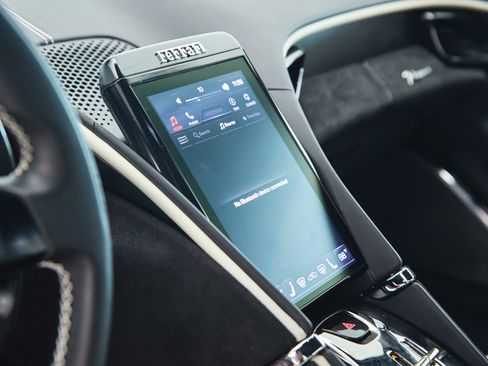 Used 2023 Ferrari Roma image 17