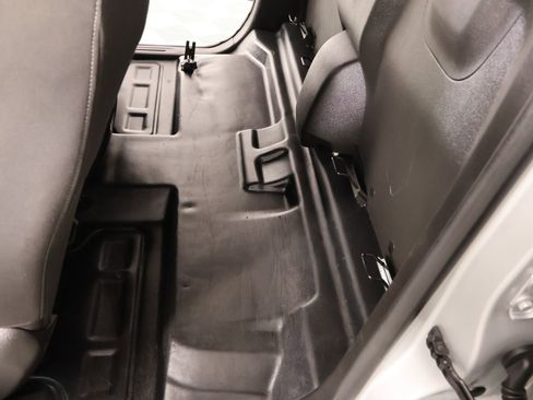 Used 2022 Chevrolet Colorado LT w/ Fleet Safety Package image 11