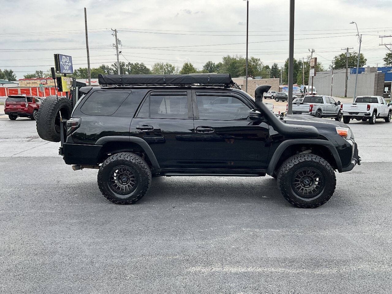 Used 2011 Toyota 4Runner Trail AWD/4WD image 6