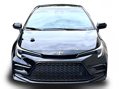 Used 2026 Toyota Corolla SE FWD image 4