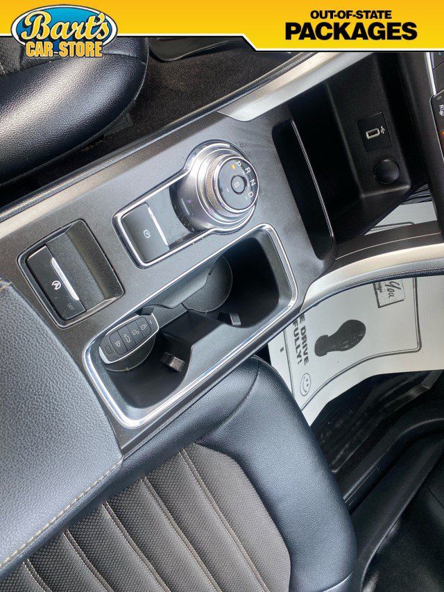 Used 2017 Ford Fusion SE w/ Equipment Group 201A FWD image 31