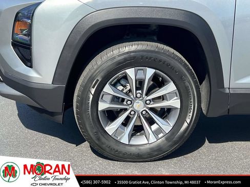 Certified 2026 Chevrolet Equinox LT FWD image 10