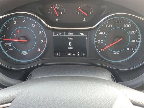 Certified 2017 Chevrolet Cruze LT w/ Convenience Package image 19