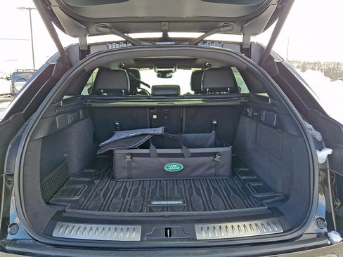 Used 2026 Land Rover Range Rover Velar Dynamic SE AWD/4WD image 28