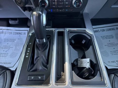 Used 2019 Ford F150 Platinum w/ Equipment Group 701A Luxury AWD/4WD image 25