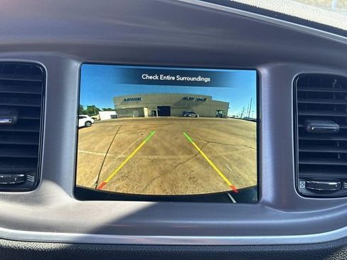 Used 2022 Dodge Charger R/T w/ Blacktop Package RWD image 17