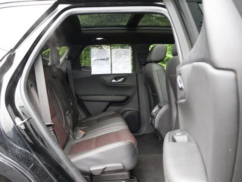 Certified 2021 Chevrolet Blazer RS w/ Enhanced Convenience Package AWD/4WD image 53