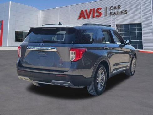 Used 2024 Ford Explorer XLT w/ Equipment Group 202A image 6
