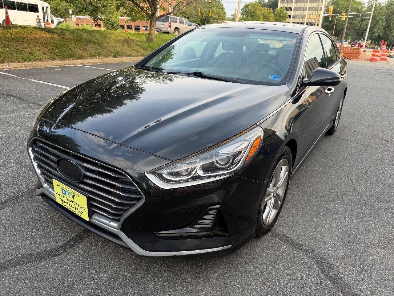 Used 2018 Hyundai Sonata Limited FWD image 2